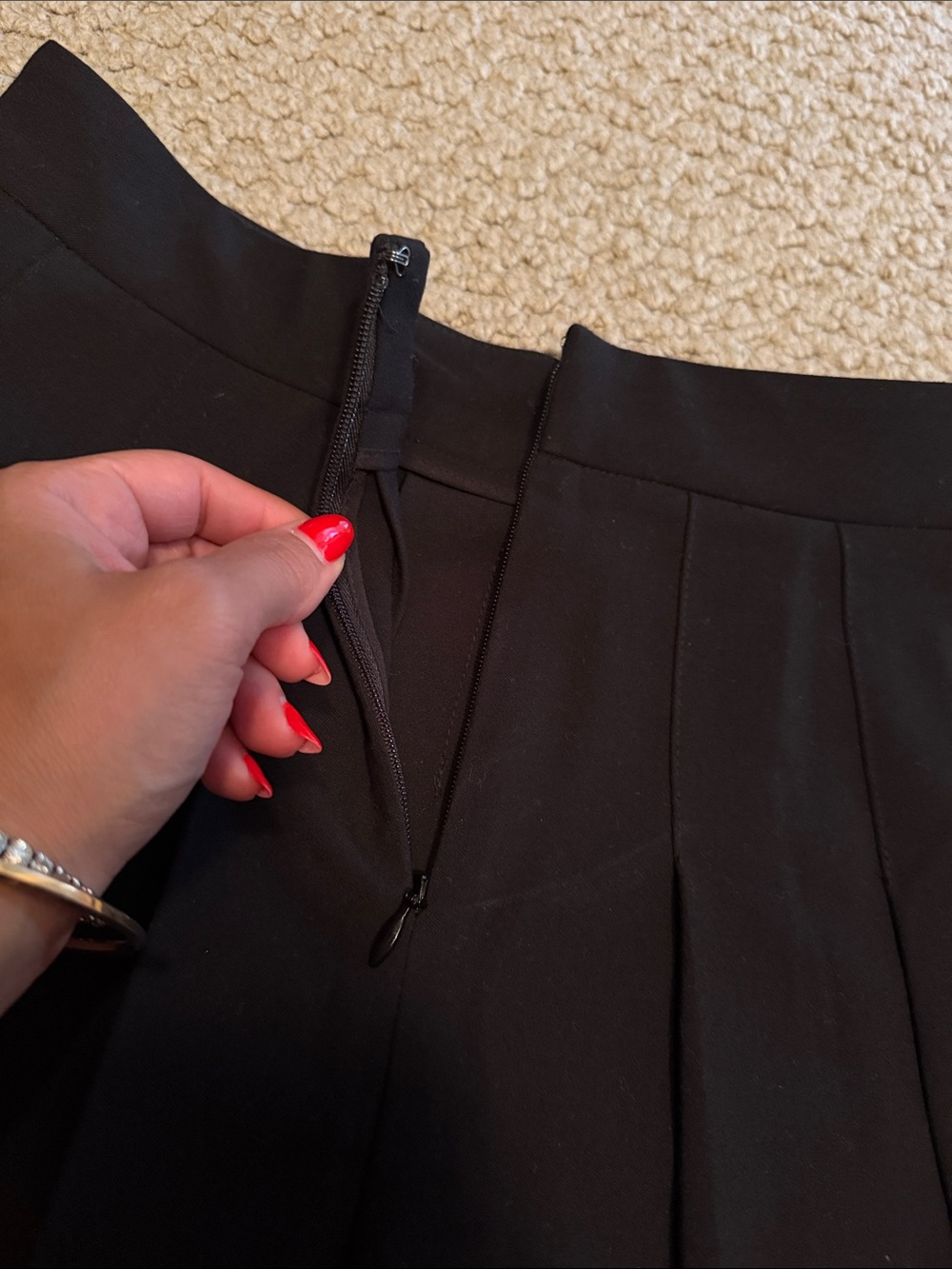 Aritzia Sunday Best pleated mini skirt - Picture 5 of 5